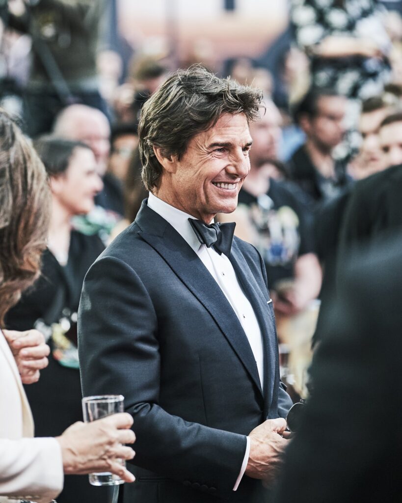 Sonte premiera botërore e «Digger» it të Tom Cruise në Londër  Princi William dhe Kate në tapetin e kuq  ndërsa Guillermo del Toro e quan «të shkëlqyer»