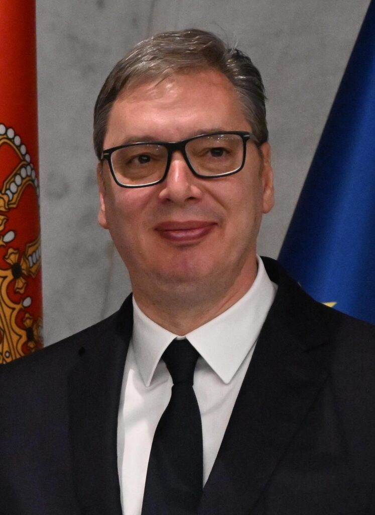  Jam i ri  por i papritshëm   Vuçiç njofton falje dhe amnisti në intervistën e fundit në RTS para dorëheqjes sonte