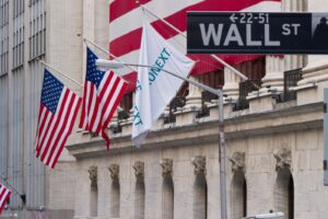 Rruga Wall Street dhe ndërtesa e Bursës së Nju Jorkut