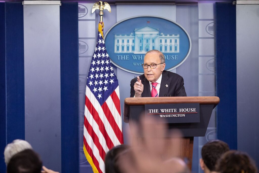 CNN  MS NOW dhe Politico i kërkojnë gjykatës të zgjasë bllokimin e ndalimit të Shtëpisë së Bardhë