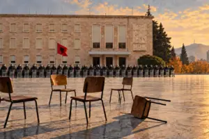 nuk ekzistojnë për t’ju shërbyer