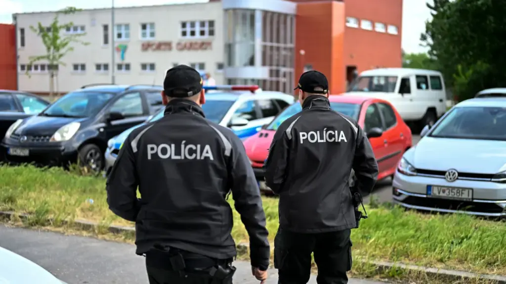 Humb jetën 13 vjeçarja  shkon në 2 numri i viktimave nga sulmi në shkollë në Sllovaki