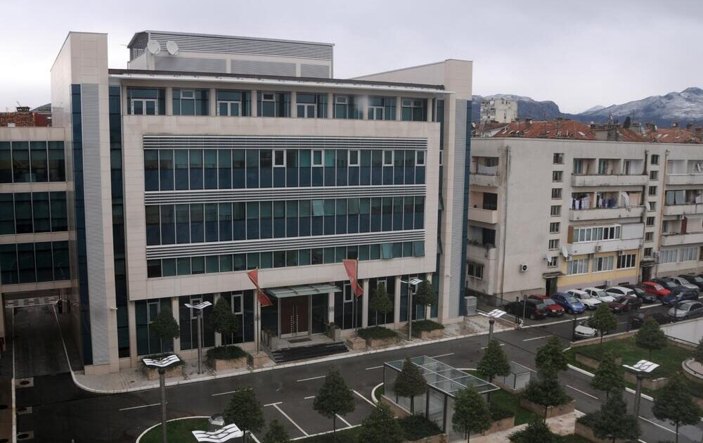 KONTROLLIN E INTEGRITETIT TË KANDIDATËVE