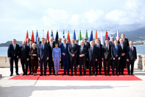 MALI I ZI SYNON