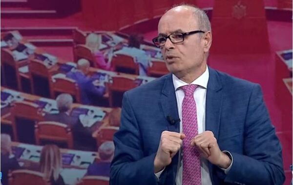 Petro Koçi