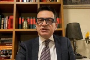 vodhi protestën 40 mijë studentëve