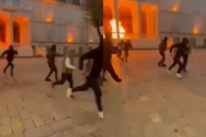 Persona të
