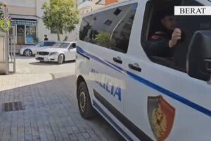 për drejtuesit e mjeteve