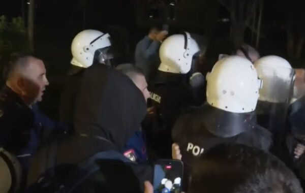 policisë dhe