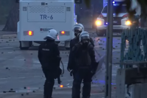 Protestuesit e maskuar