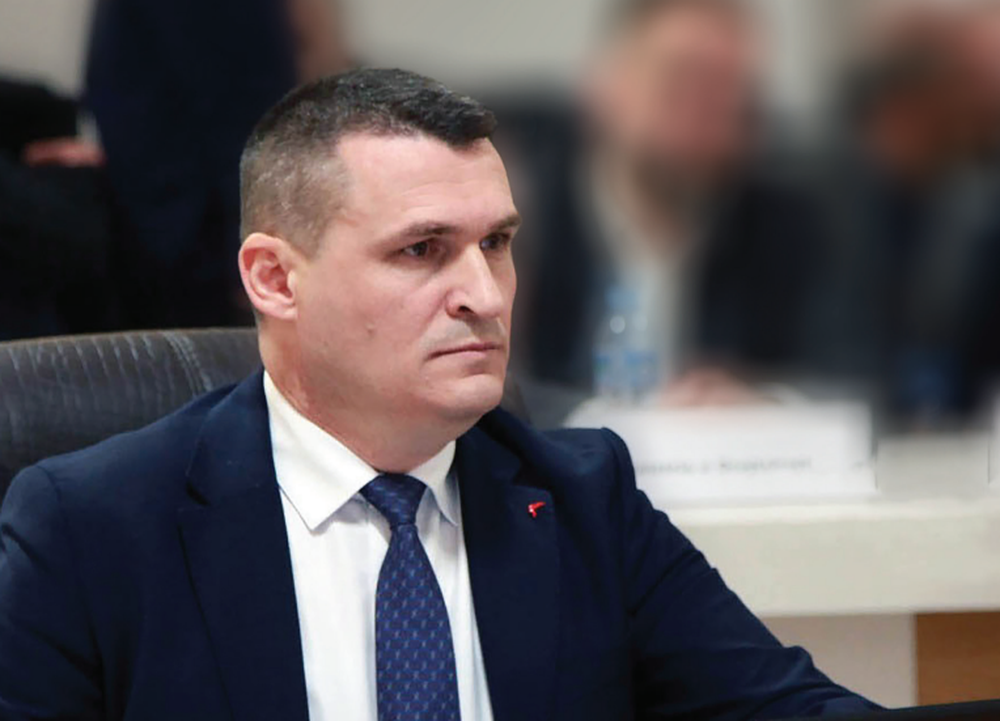 E pazakontë  Ish kreu i SPAK Altin Dumani kërkon që gjyqet të bëhen pa avokatë në sallën e GJKKO së 