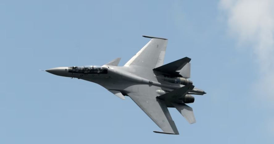 Rrëzohet një avion ushtarak në Pakistan  dy pilotë të vdekur
