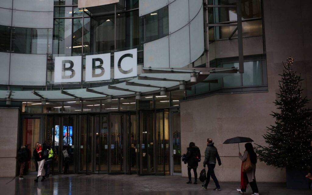 Gjykata vendos afat ndaj Trump  Të dëshmojë në padinë e tij kundër BBC së deri më 11 dhjetor