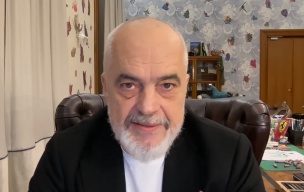që kërkon gjak