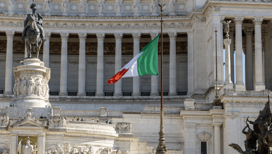 Italia ndryshon planet për të rritur shpenzimet e mbrojtjes