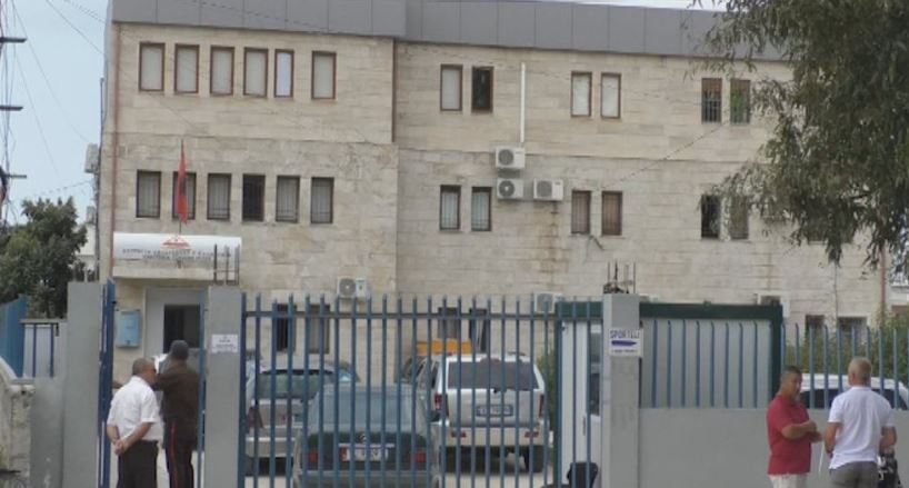 Ndryshon sërish drejtimi i Kadastrës së Vlorës  Andi Muhametaj zëvendëson Albion Koçin