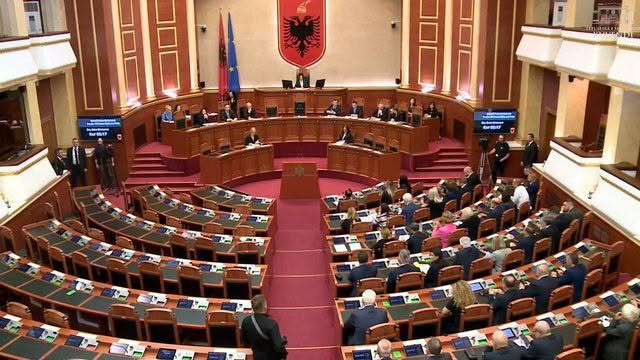 Parlamenit diskuton sot projektligjin për ndarjen e re territoriale