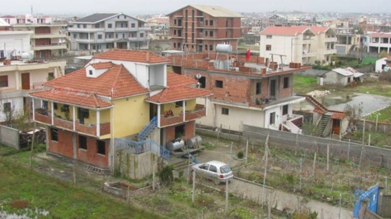 ndërtimeve pa leje që nuk