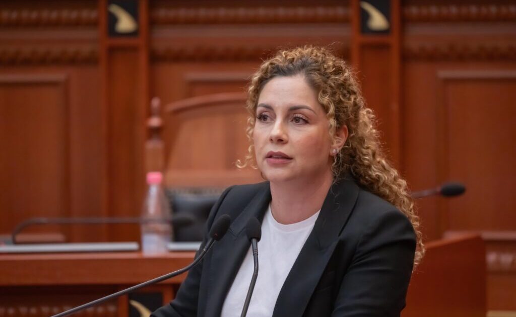 zyrtarisht nën hetim