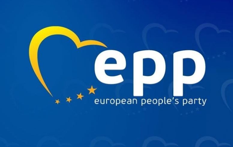 Protestat në Tiranë  PPE  Aktet e dhunës s kanë vend në demokraci  problemet të trajtohen përmes dialogut