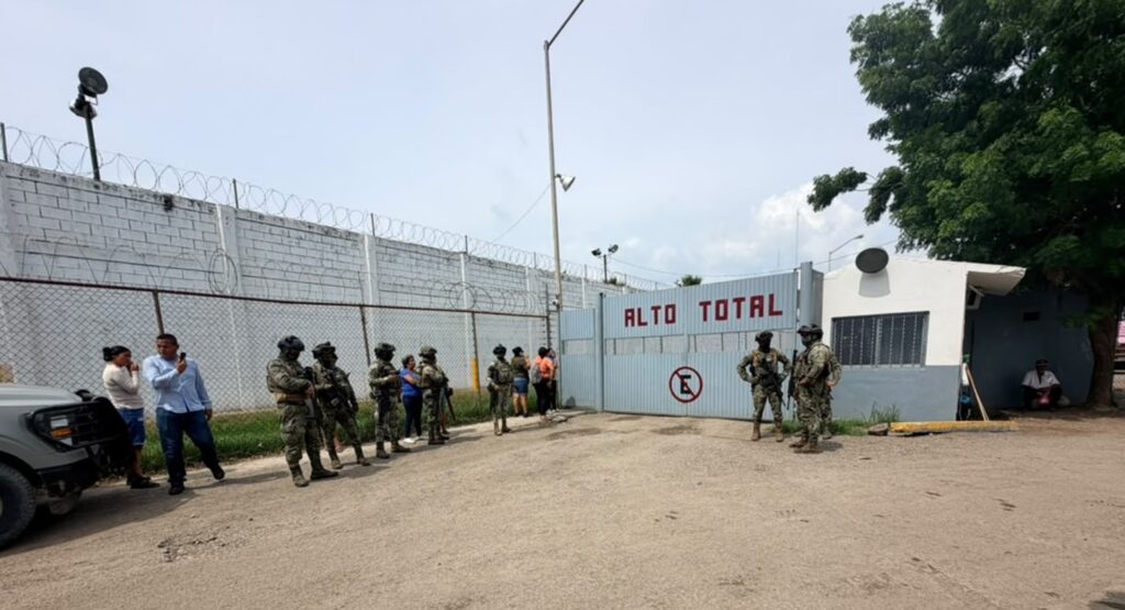 10 të vdekur nga përleshjet në burgun e Sinaloa të Meksikës  mes tyre edhe një i mitur