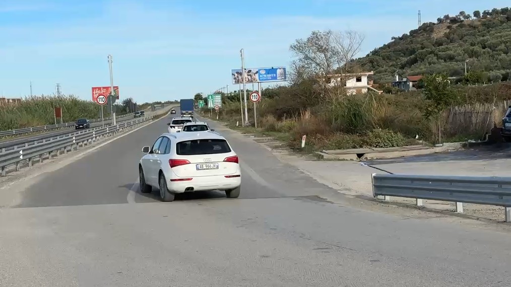 Sot protesta kombëtare e PD së  mbi 400 demokratë nga Vlora  Selenica e Himara nisen drejt Tiranës