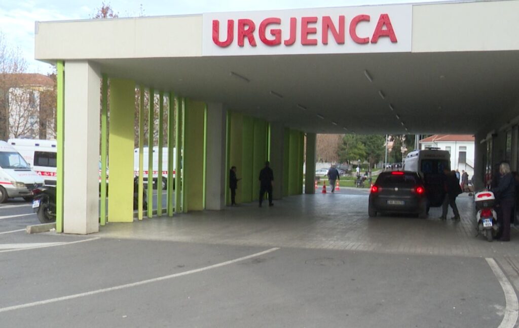 Ministria e Shëndetësisë  përditësim mbi të paraqiturit në spital  31 qytetarë kanë marrë ndihmë mjekësore