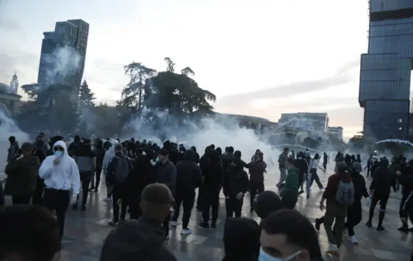 shpallur në kërkim