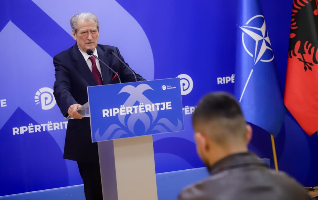 Berisha  Dështuan përpjekjet për përçarjen e protestës studentore  kërkoj lirimin e të ndaluarve