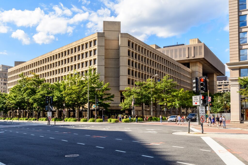 FBI ja largon kontraktorin e Accenture pas rrjedhjes shkatërrimtare të të dhënave