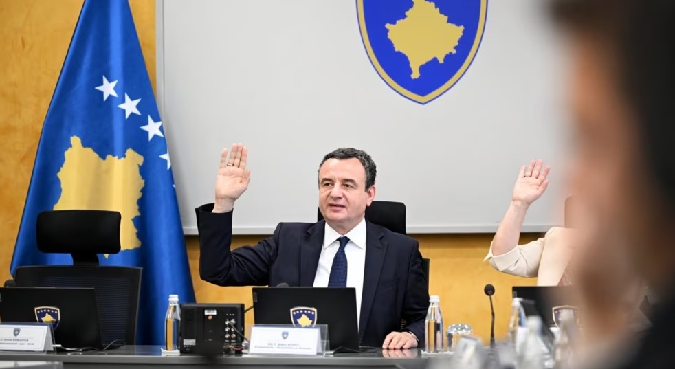  Kosova s është rivale e Shqipërisë   Kurti mohon përfshirjen e Vetëvendosjes në protestat në Tiranë