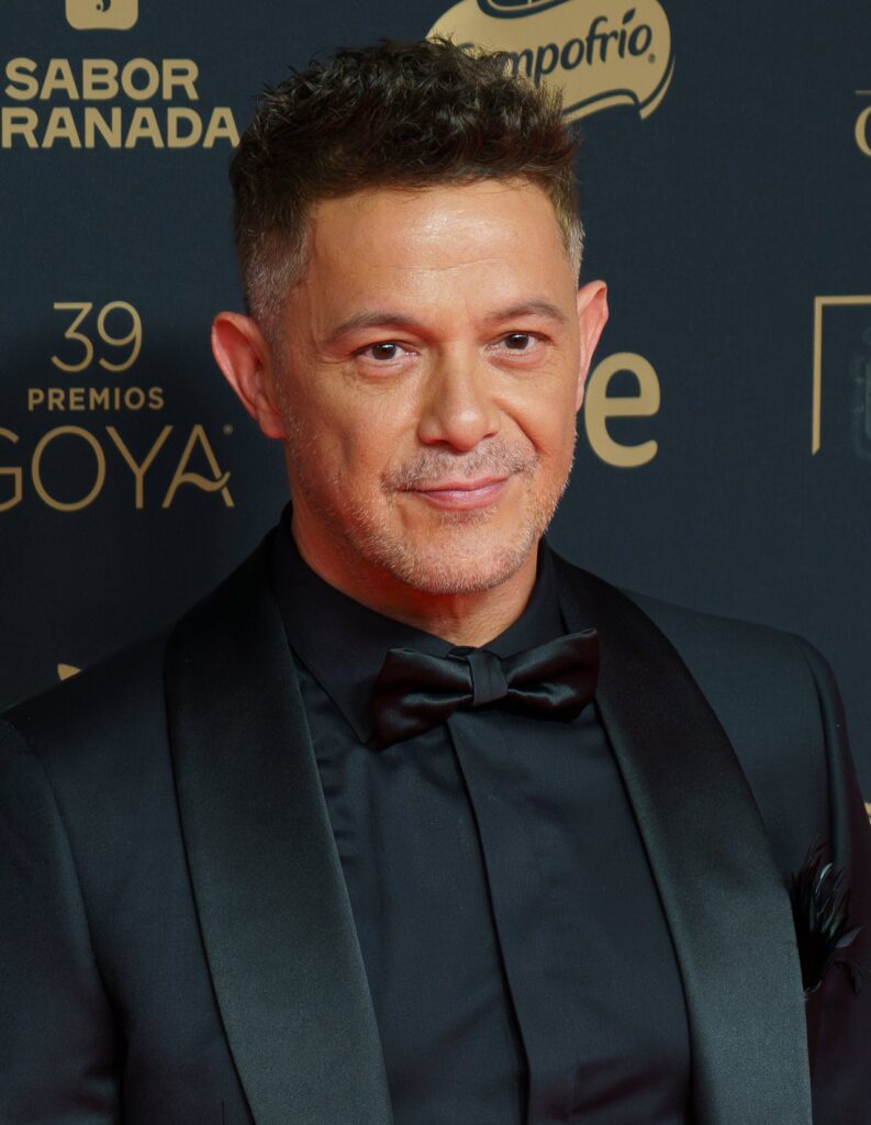 «El Alma al Aire»  muzikali me këngët e Alejandro Sanz it bëri premierën botërore në Madrid — fotot e para nga skena
