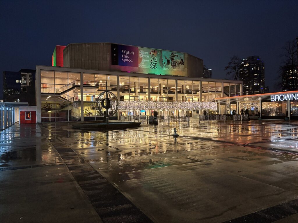 «  Juliet» magjeps Vankuverin  kritika vlerëson turneun e Amerikës së Veriut në Teatrin Queen Elizabeth
