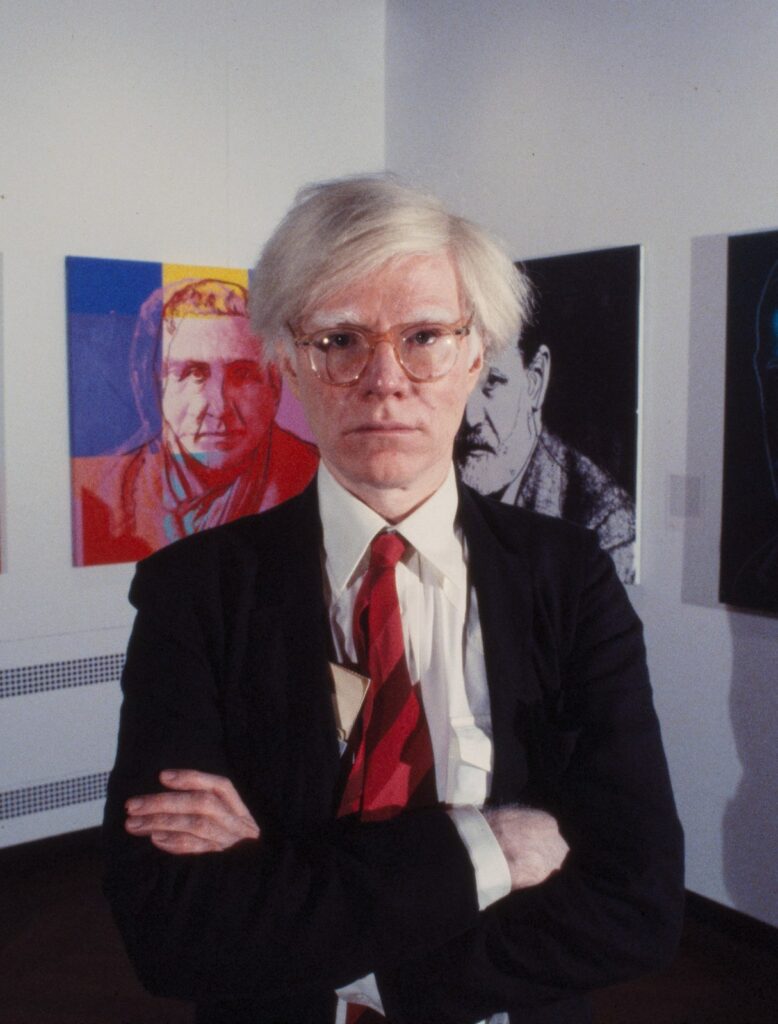 Libri mitik i Andy Warhol it merr jetë të re  «Index  Book » i vitit 1967 rikrijohet faqja për faqe