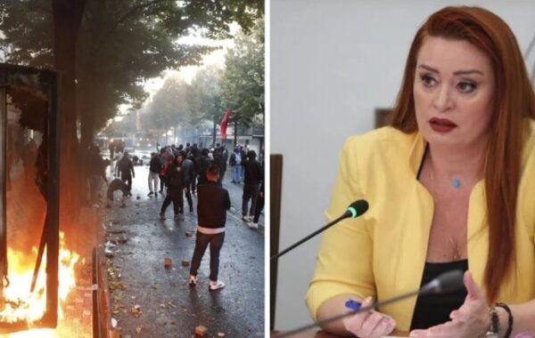 gazetarëve gjatë