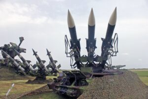 Sistemet raketore 2K12 Kub dhe S-125 Neva të Brigadës së 250-të raketore për mbrojtjen kundërajrore të Ushtrisë së Serbisë