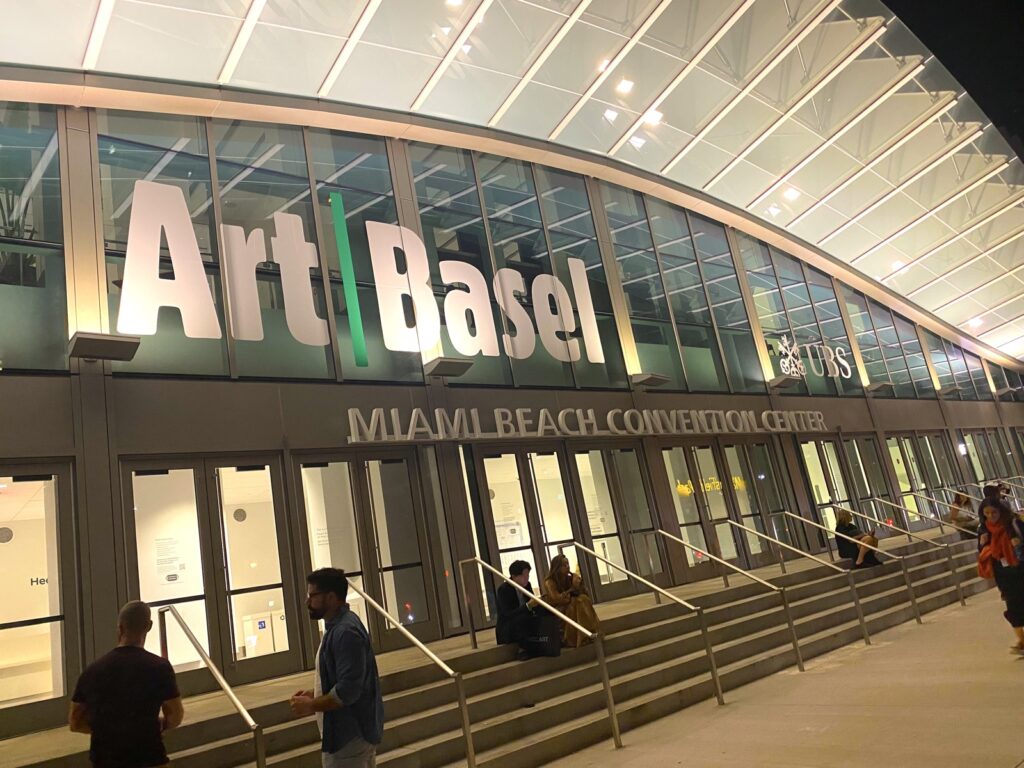 Art Basel qëndron në Miami Beach deri në 2031  qiraja përgjysmohet në 500 mijë dollarë pas kërcënimit për Las Vegas