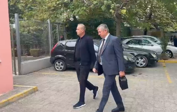 marrë në pyetje në cilësinë