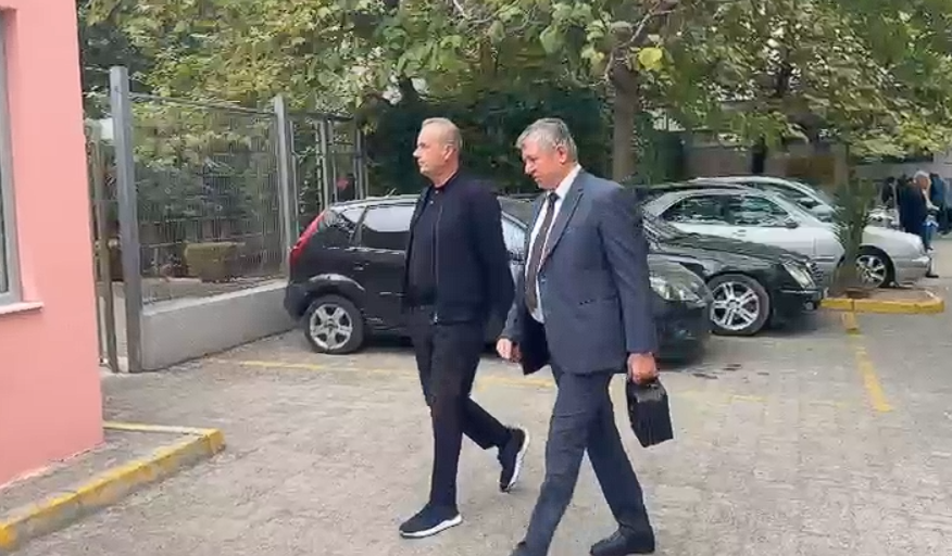 marrë në pyetje në cilësinë