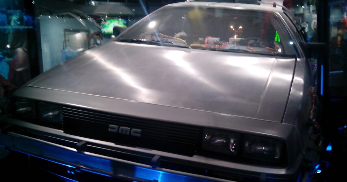 DeLorean-i, makina e kohës nga «Back to the Future»
