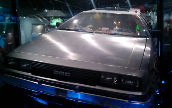 DeLorean-i, makina e kohës nga «Back to the Future»