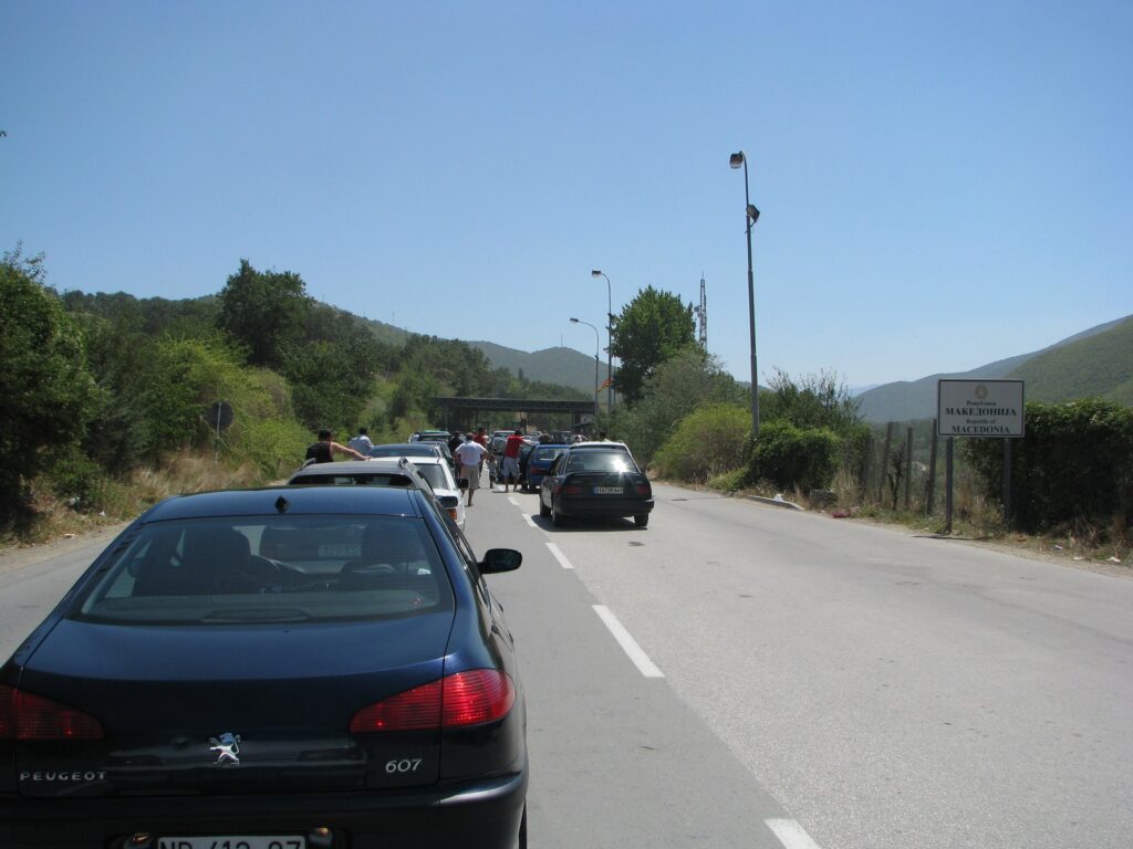 Ndalet në pikën kufitare të Blacës 37 vjeçari nga Tetova i kërkuar nga policia