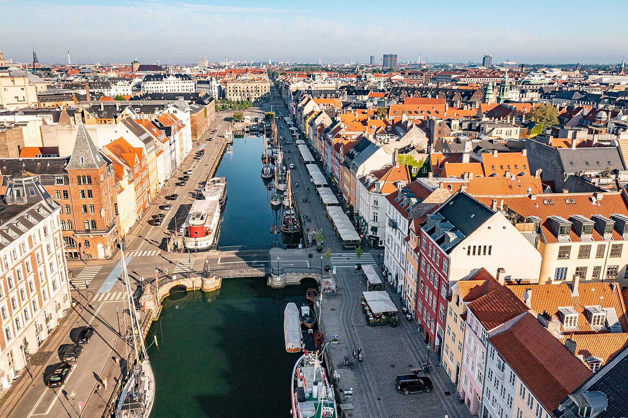 Kanali Nyhavn në Kopenhagë