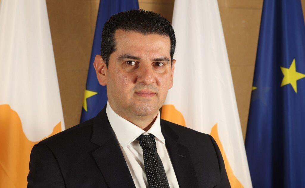 Damianou  pagesa prej 25 milionë eurosh për kabllon Kretë Qipro varet nga NAVTEX i grek para fundit të tetorit
