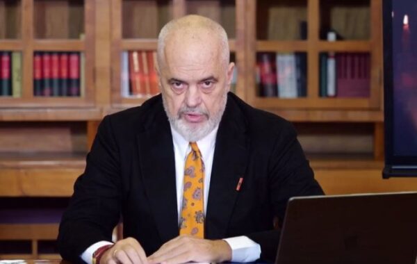“Profesori i dhunës” ideologjizoi një