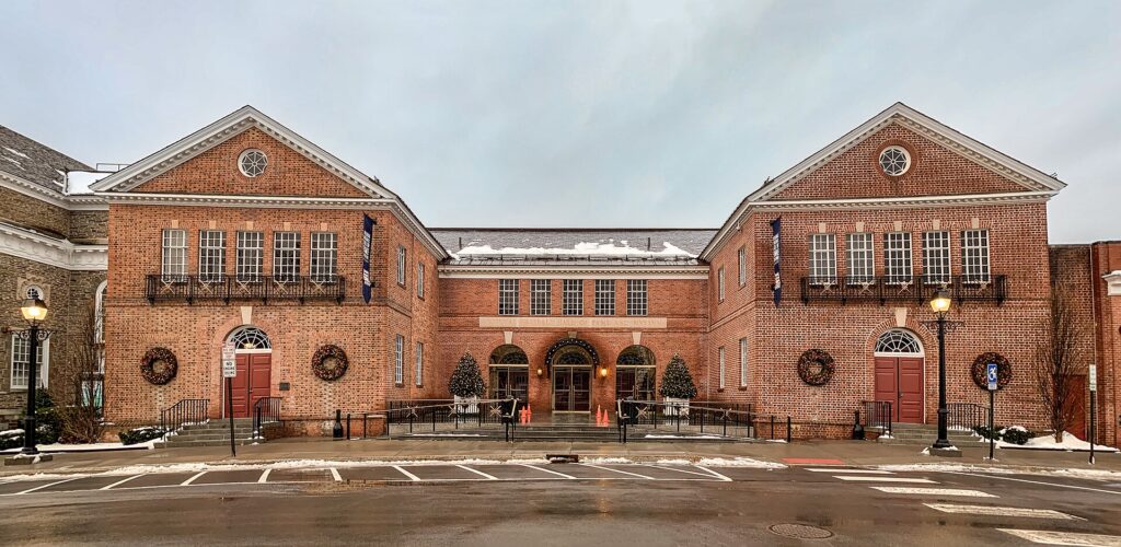 «Effa Loves Baseball» në New Jersey merr vlerësime maksimale  historia e gruas së parë në Hall of Fame të bejsbollit ngjitet në skenë