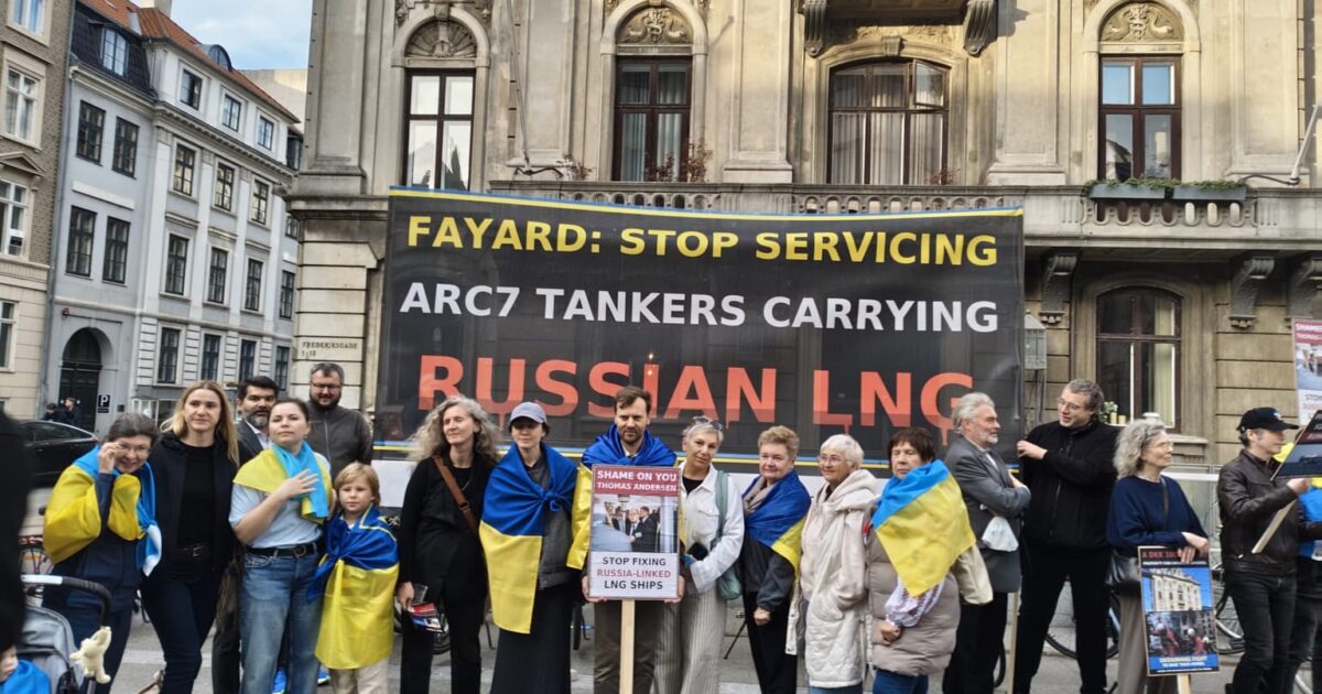 Protestuesit në Kopenhagë me pankarta kundër kantierit danez Fayard