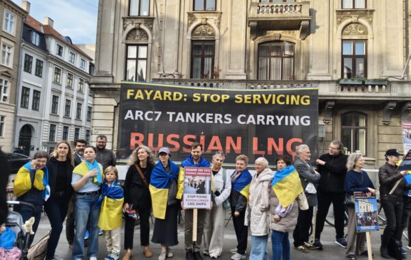 Protestuesit në Kopenhagë me pankarta kundër kantierit danez Fayard