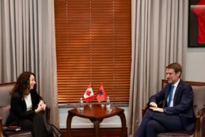 ambasadoren e Kanadasë në