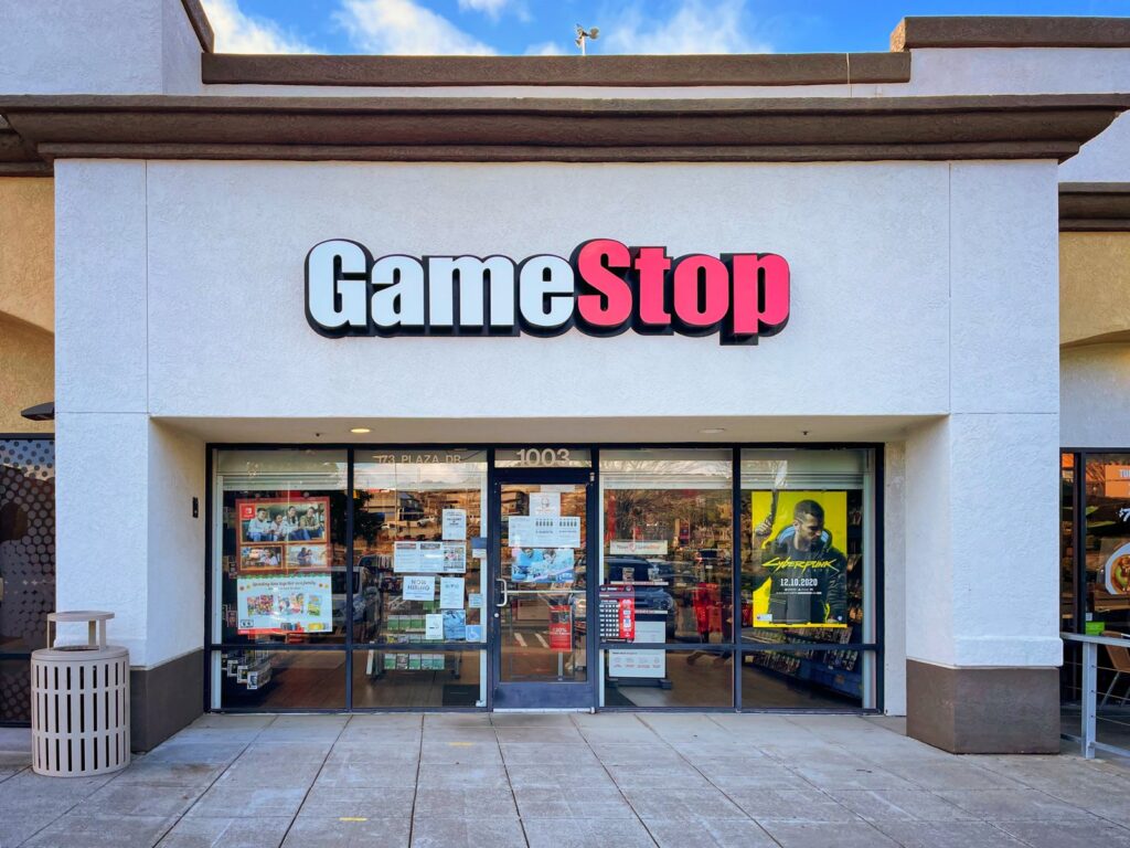 Drejtori i GameStop  Ryan Cohen  blen aksione për gati 23 milionë dollarë dhe e çon pjesën e tij në 9 1 